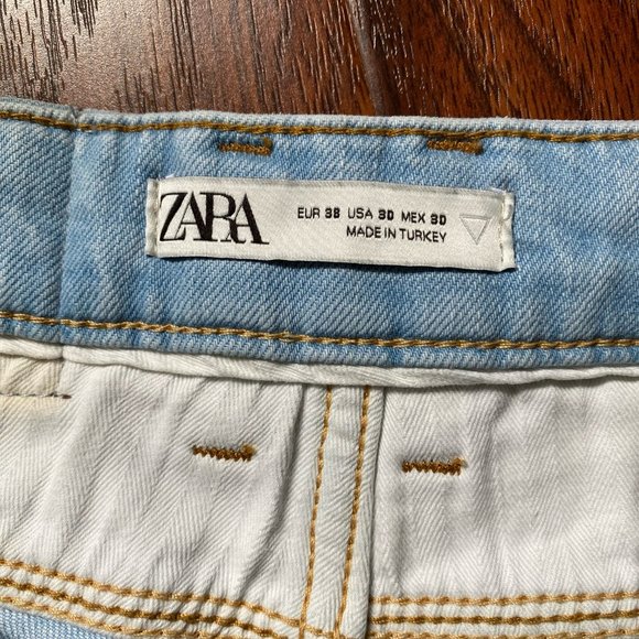 Zara Light Blue Jeans - Picture 2 of 2